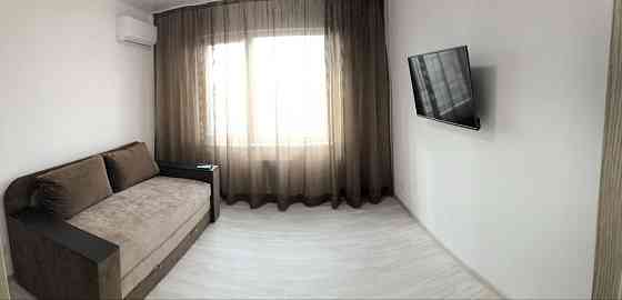 Видова двокімнатна квартира з ГЕНРАТОРОМ біля метро Харківська Киев