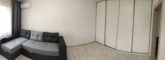 Видова двокімнатна квартира з ГЕНРАТОРОМ біля метро Харківська Киев