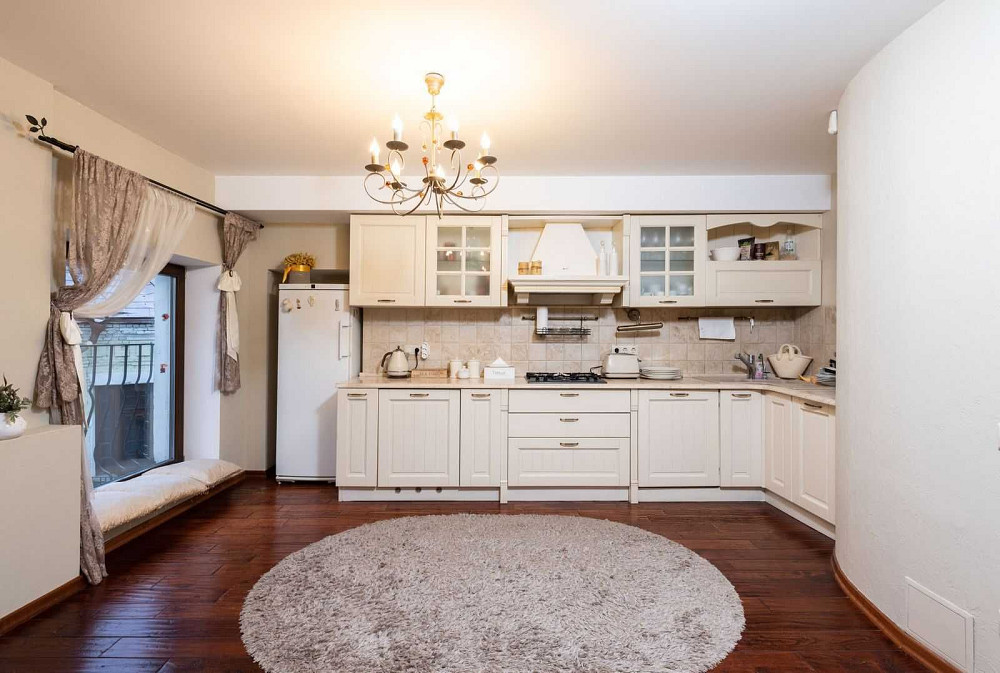 Без коміссії. Оренда ексклюзивного пентхаусу 240 кв.м. у стилі прованс Киев - изображение 1