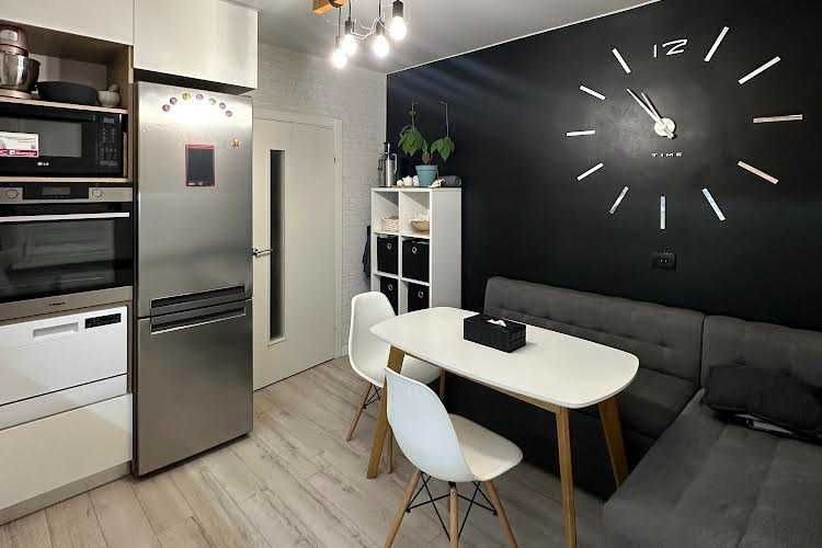 Оренда квартири Голосіїво 15хв метро Ясинуватський пров. 2кім. 1 пов. Киев - изображение 1