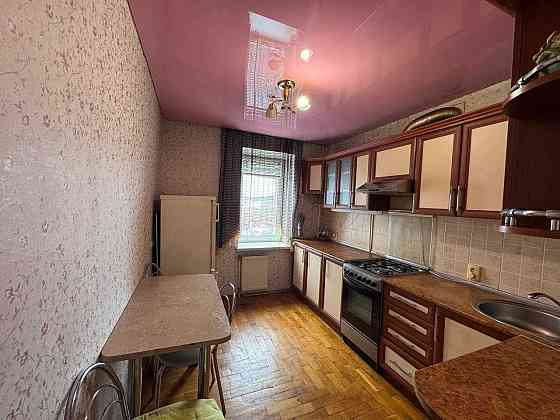 Оренда 2-кімнатної квартири на вул. Кулика і Гудачека Ровно