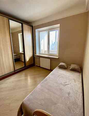 Затишна двокімнатна Оболонь  м.Минська 3хв. Киев