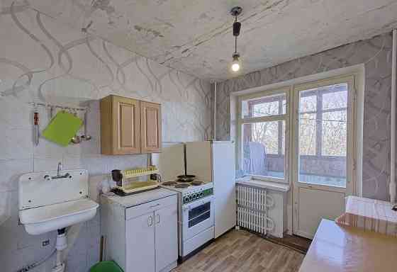 Продам 1-к квартиру 40 м2 на ж/м Тополь район к-ра Сич, ТЦ Терра Дніпро