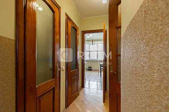 3-к. квартира з індивідуальним опаленням по вул. Й. Сліпого. Львов