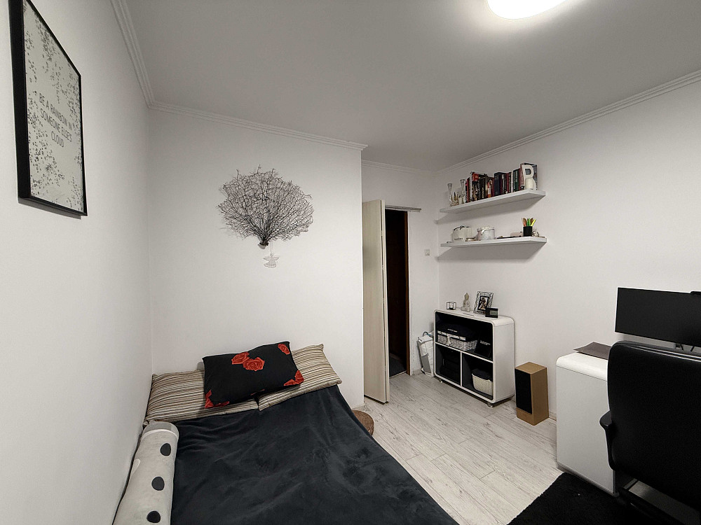 продаємо 3к на Вишеньці 64 м середній поверх Вінниця - зображення 1