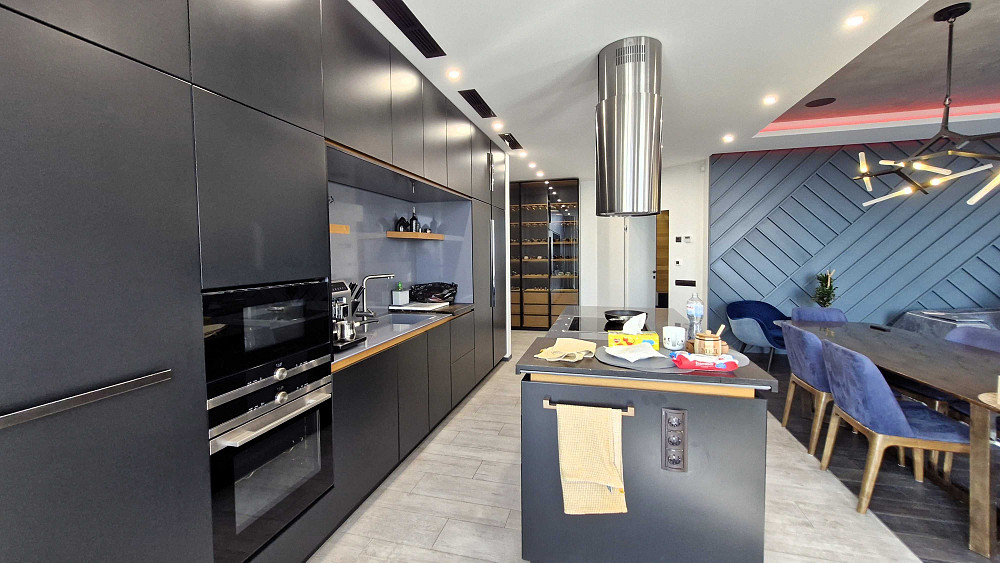 Продаж 3-к кварт. 175.2 м2, ЖК Sherwood, Солом'янський р-н, Відеоогляд Киев - изображение 2