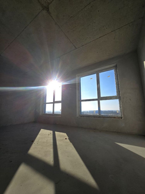 Продаж 2 кімнатна дво рівнева + тераса правовласності Стрийська Львов - изображение 4