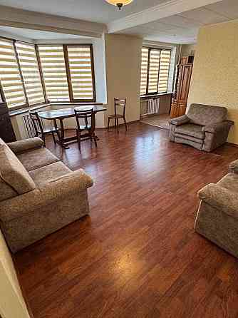 Здам 3 квартиру на Печерську станція метро Звіринецька Киев