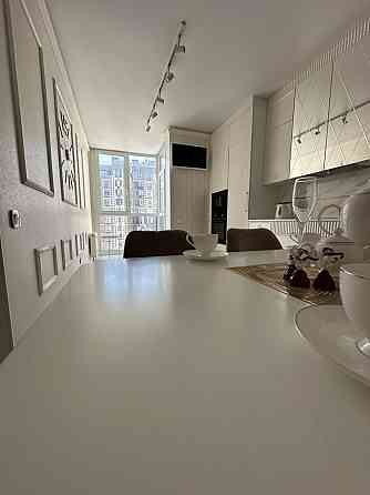 Оренда дорогоі квартири в Гранд бурже. 2 спальніі кухня-вітальня Ирпень