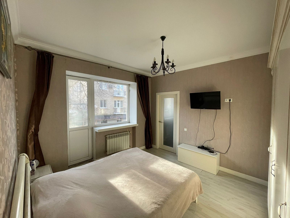 Оренда 2-кімнатної квартири в центрі міста Луцк - изображение 3