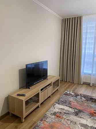 Оренда ЖК Нивки Парк, 35000 грн, 3 поверх, без тварин, перша здача. Киев