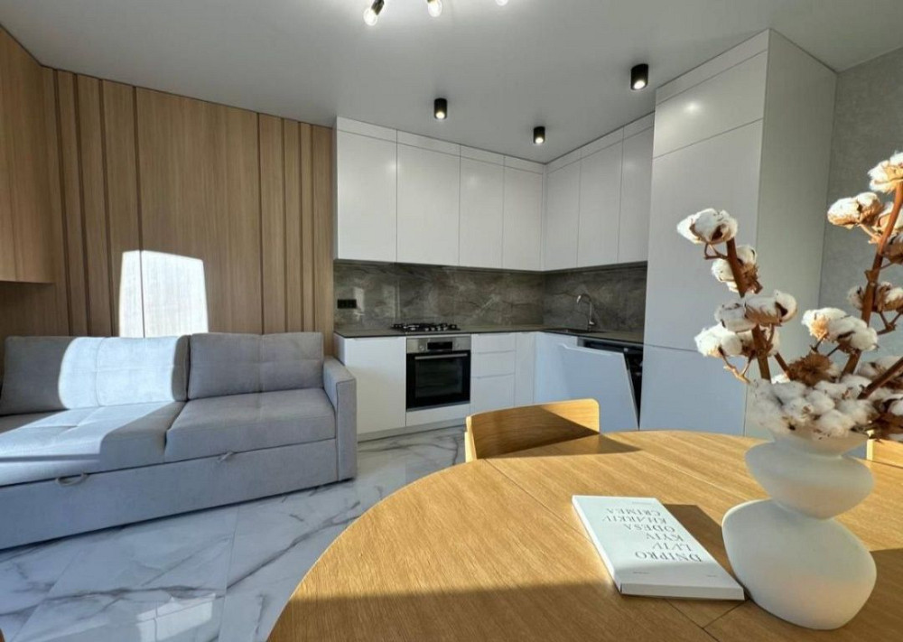 Оренда перша здача ЖК Фемелі Плаза Ивано-Франковск - изображение 2