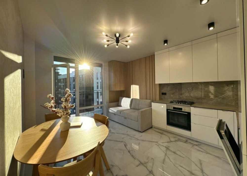 Оренда перша здача ЖК Фемелі Плаза Ивано-Франковск - изображение 1