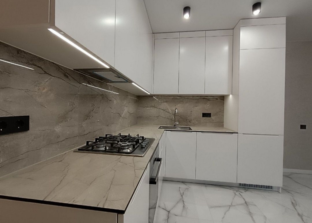 Оренда перша здача ЖК Фемелі Плаза Ивано-Франковск - изображение 6