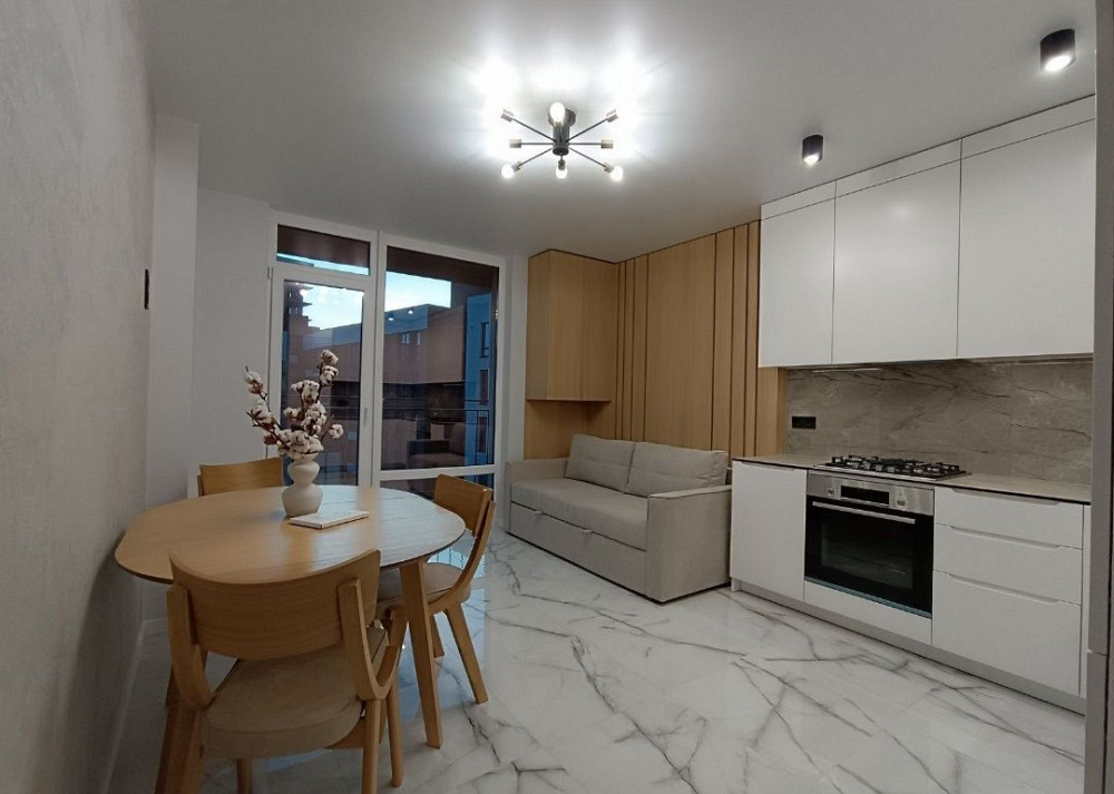 Оренда перша здача ЖК Фемелі Плаза Ивано-Франковск - изображение 4