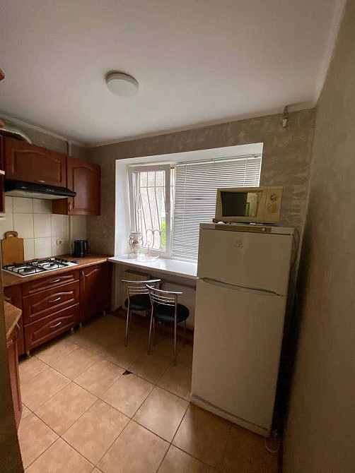 Сдам трехкомнатную квартиру в теплом кирпичном доме на Черемушках Одеса - зображення 1