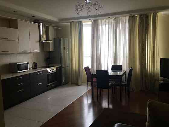 3-кімнатна квартира Лобановського 6-г, будинок з генератором. Власник Киев