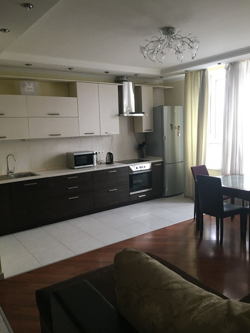 3-кімнатна квартира Лобановського 6-г, будинок з генератором. Власник Киев - изображение 1