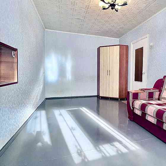 1 кім на середньому поверсі на 12 КВАРТАЛІ (714402) Днепр