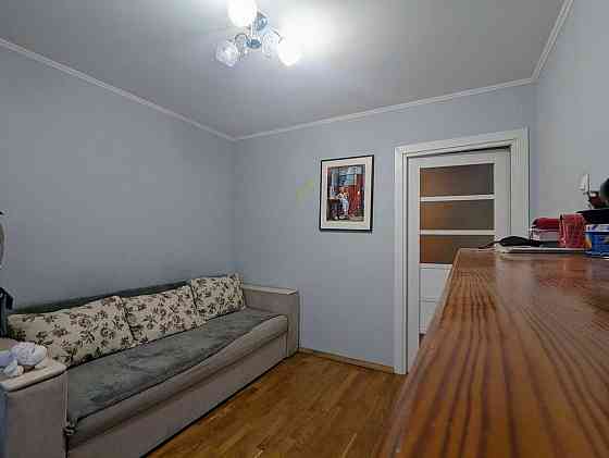 Продаж трикімнатної квартири 65м2 на Науковій. Львів