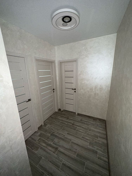 Продаж 1к квартири 60 кв. м на вул. Університетська 7 Ужгород - зображення 8