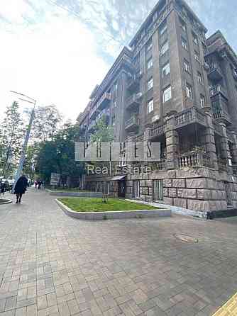 Продаж 2к квартири 56м2, вул. Пирогова 2, Університет, ботсад, центр Киев