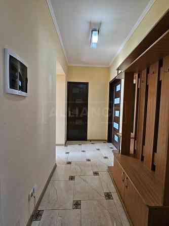 Простора 3 кімнатна квартира з ремонтом, 86м2 Івано-Франківськ