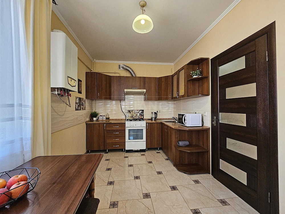 Простора 3 кімнатна квартира з ремонтом, 86м2 Івано-Франківськ - зображення 1