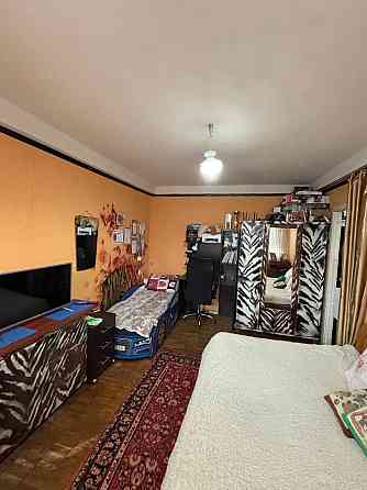 Продається 1-кімнатна квартира, просп. Воскресенський, 42-А Киев