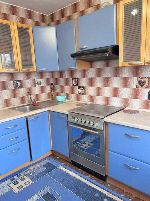 Продам 2-кімнатну квартиру в цегляному будинку в Малиновському районі Одеса - зображення 2