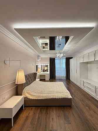 Продам  ексклюзивну 4к квартира в ЖК Панорама з терасою Днепр