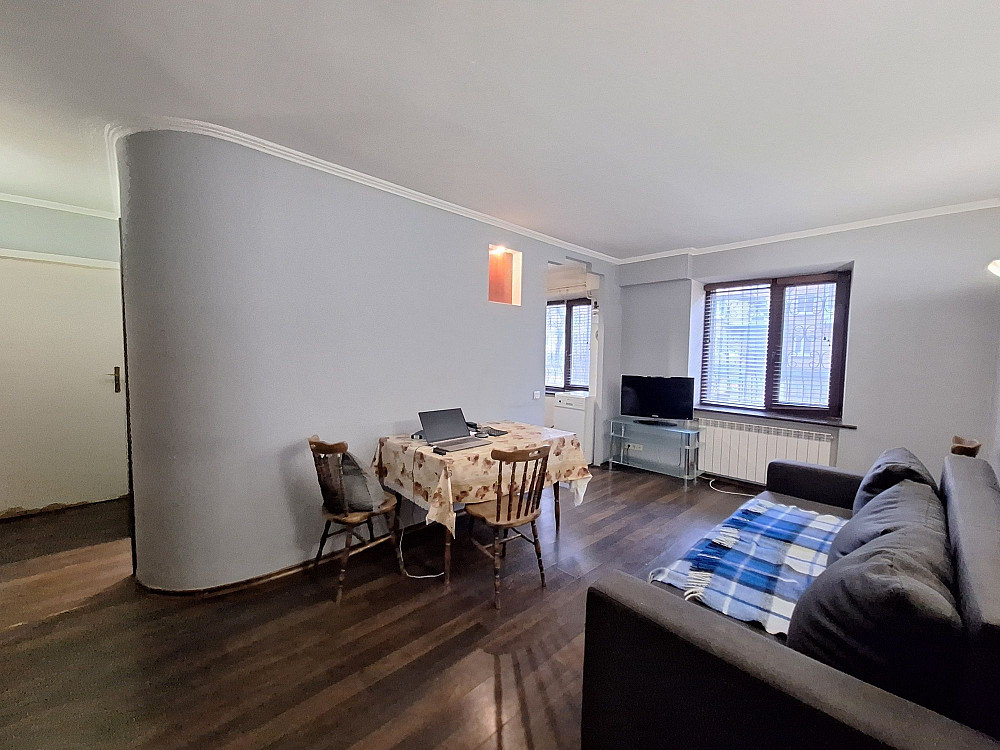 3-кімнатна 59м з ЛОДЖІЄЮ  пров. Соборний , 1 м. Бориспіль Борисполь - изображение 1