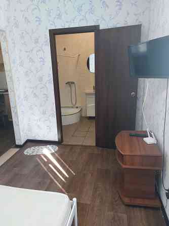 Сдам 1-комнатную студию Радужный массив (Воскресенские сады) хозяин Киев