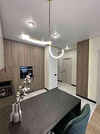 Оренда стильної квартири в новобудові, бічна Стрийської, озеро Реберня Львов