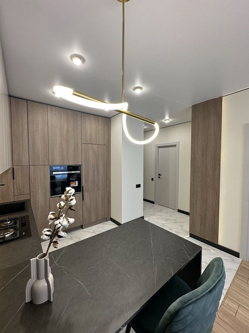 Оренда стильної квартири в новобудові, бічна Стрийської, озеро Реберня Львов - изображение 2