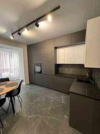 здається в оренду 1-но кімнатна квартира на Щасливому Ровно