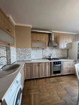 Трёхкомнатная квартира на Таирова/Коралёва Одеса