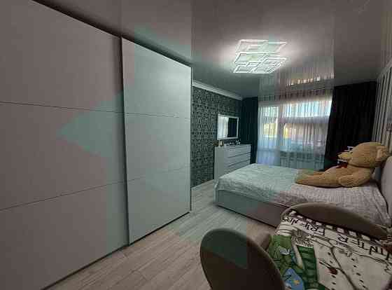 Продається 3-кімнатна квартира на ж/м Тополя-2. Днепр