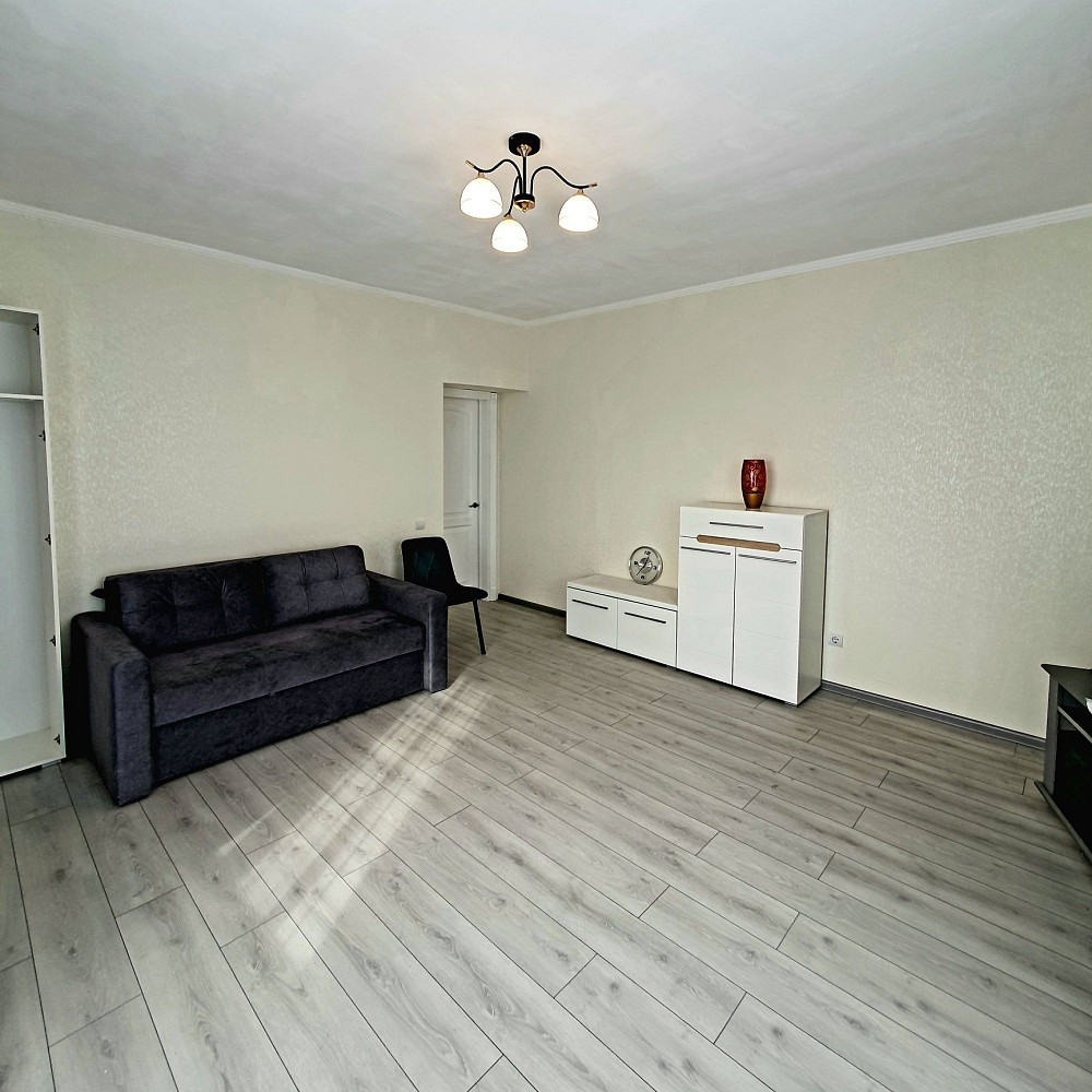 1 кім.кв Центр перша здача, в Новобудові Черкассы - изображение 2