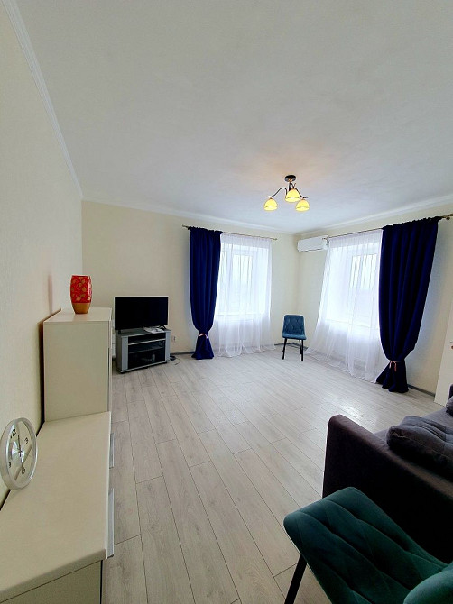 1 кім.кв Центр перша здача, в Новобудові Черкассы - изображение 1