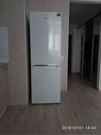 Здам 1 км кв вул Соломії Крушешльницької Дарницький р-н Киев