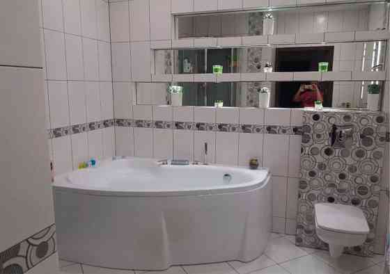 Власник продаж ексклюз 3кімн світлоі панорамноі з джакузі в новобудові Івано-Франківськ