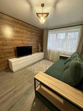 Продам квартиру с хорошим ремонтом  Салтовка ТРК Украина Харьков