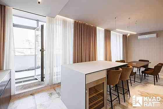 Шикарний пентхаус в Елітному будинку поруч Центру на вулиці Шевченка Івано-Франківськ