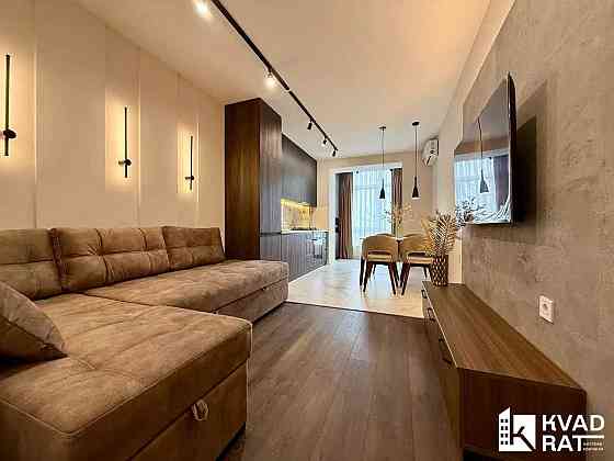 Укомплектована квартира з кухнею-студією! поруч Центру! 3-й поверх! Івано-Франківськ