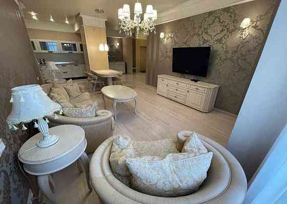 Здам 2 - кім. квартиру з дизайнерським ремонтом Лесі Українки 7а Киев