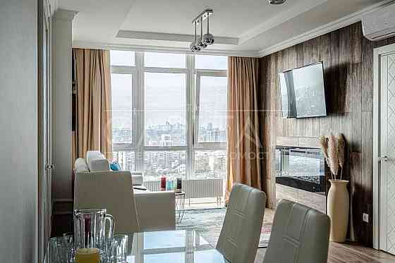 Оренда 3-к квартири, вул. Кахи Бендукідзе 2, ЖК Підвисоцький Киев