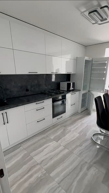 Оренда 2 кім. кв. в новобудові на пр. Злуки Тернополь - изображение 1