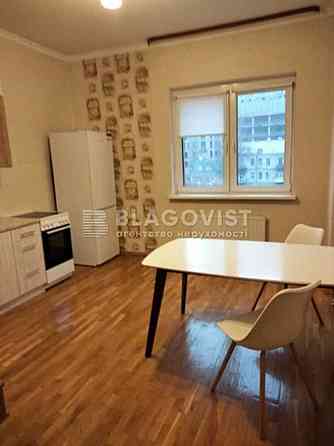 Оренда квартири на вул. Золотоустівська 16,район цирку,1-о кімнатна Киев