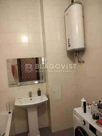 Оренда квартири на вул. Золотоустівська 16,район цирку,1-о кімнатна Киев